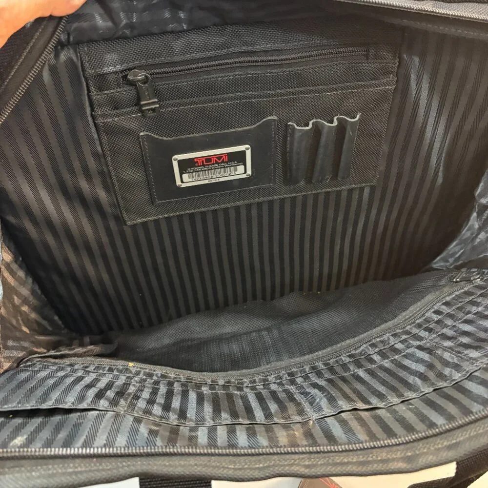 Tumi Black Ballistic Nylon Overnighter Briefcase 2671D3 Luggage Tag & Strap